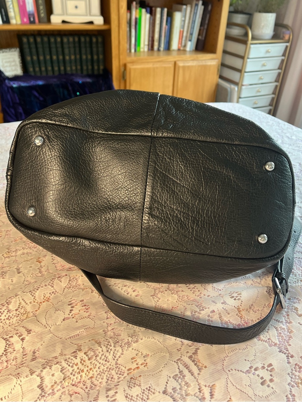 Black Slouchy Shoulder Bag with Chain Detail - Picture 4 of 14
